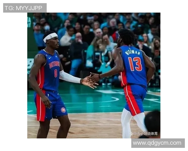 热火队逆转活塞，取得关键胜利：一场不可思议的篮球盛宴